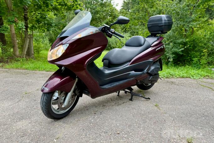 Yamaha MAJESTY
