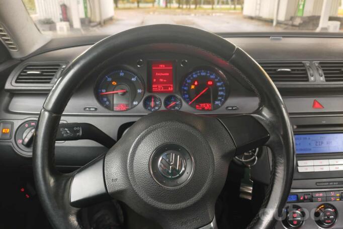 Volkswagen Passat B6 wagon 5-doors