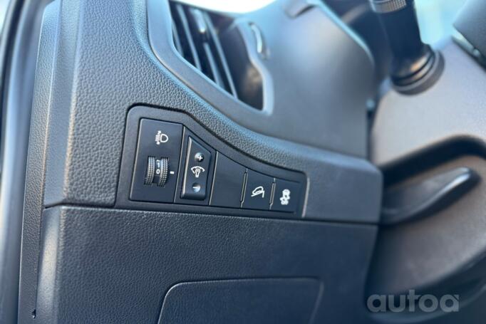 Kia Sportage 3 generation Crossover