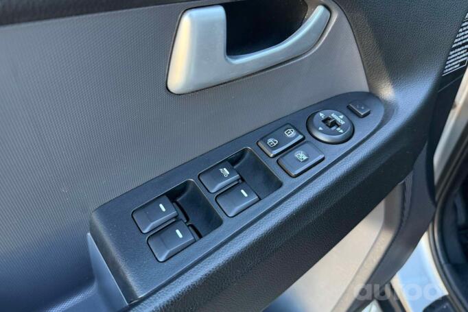 Kia Sportage 3 generation Crossover