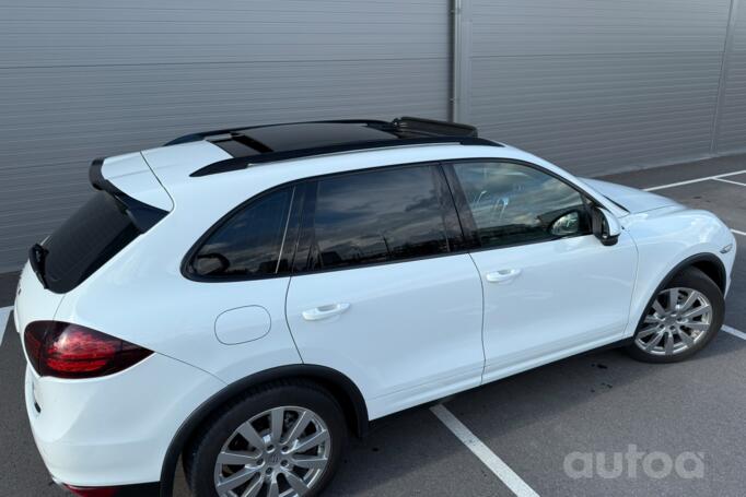 Porsche Cayenne 958 Crossover