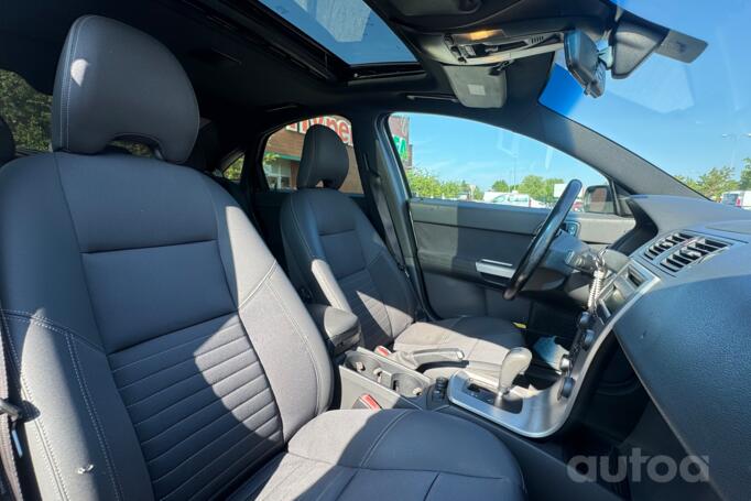 Volvo S40 2 generation Sedan