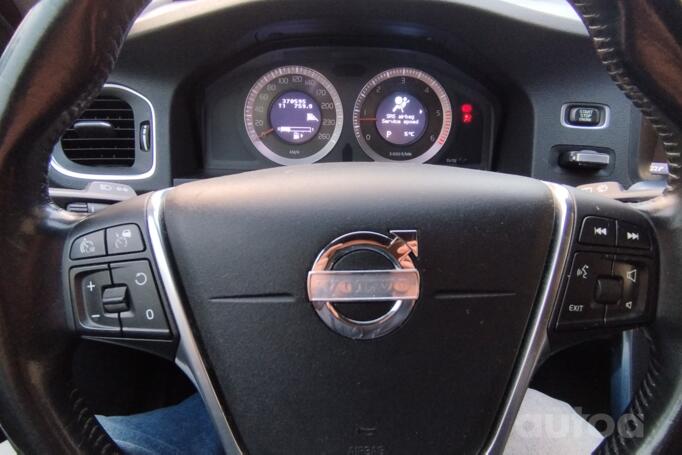 Volvo V60 1 generation wagon