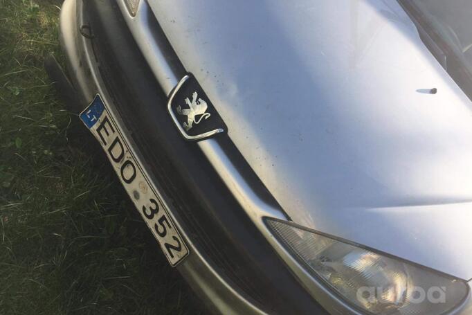 Peugeot 206 1 generation Hatchback 5-doors