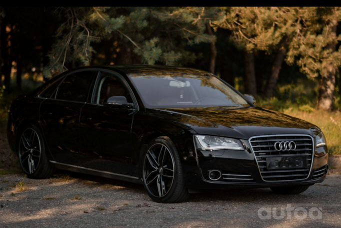Audi A8 D4/4H Sedan
