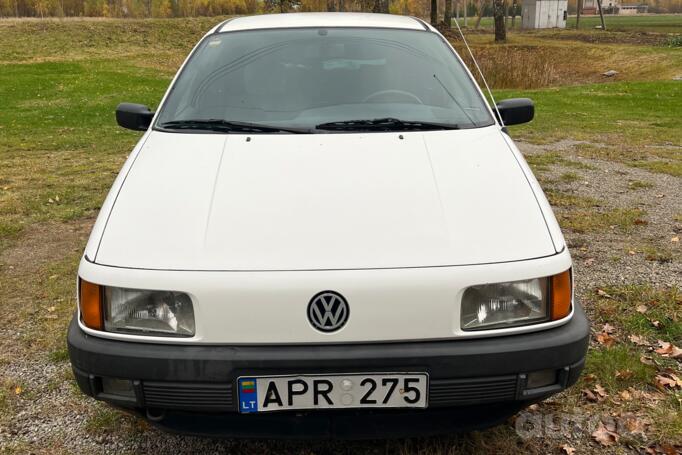 Volkswagen Passat B5 Sedan 4-doors