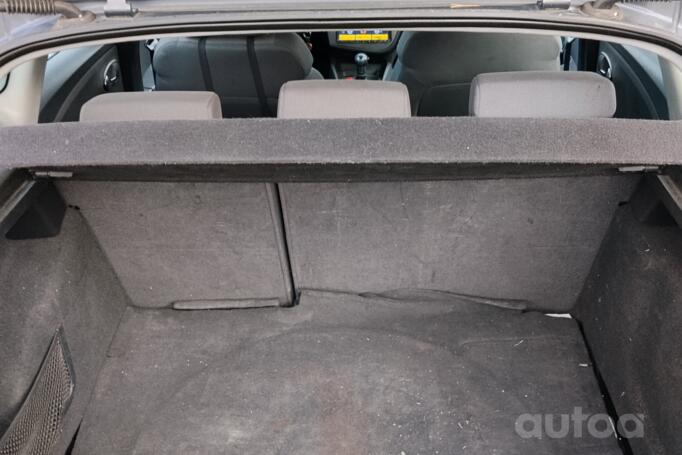 SEAT Leon 2 generation Hatchback 5-doors