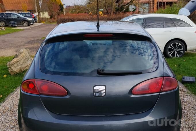 SEAT Leon 2 generation Hatchback 5-doors