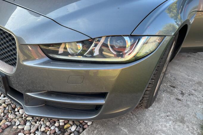 Jaguar XE 1 generation