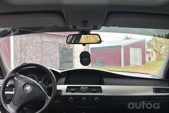 BMW 5 Series E60/E61 Sedan