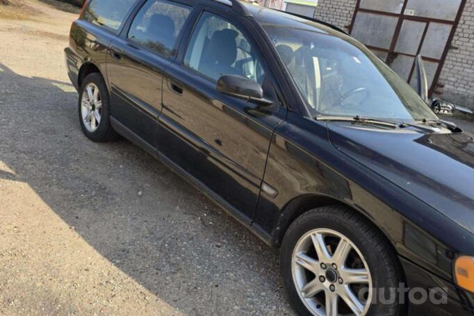 Volvo V70 2 generation [restyling] R wagon 5-doors