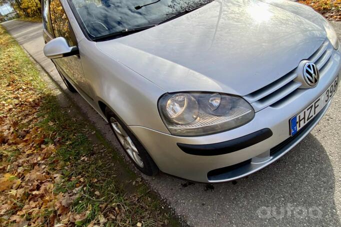 Volkswagen Golf 5 generation Hatchback 5-doors