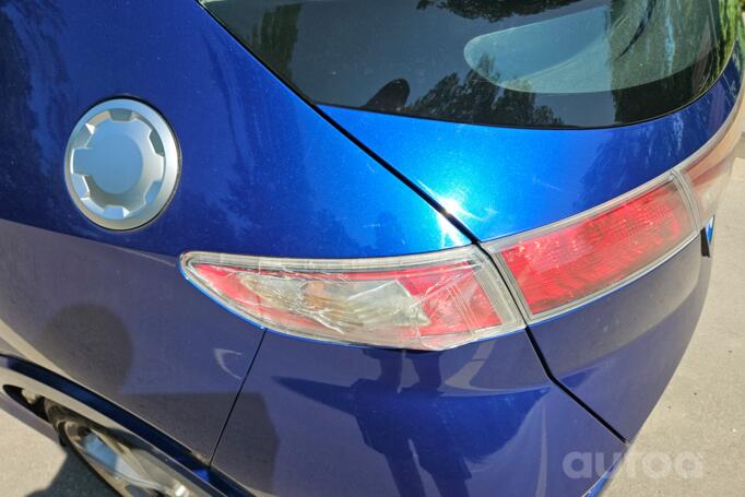 Honda Civic 8 generation [restyling] Type-S hatchback 3-doors