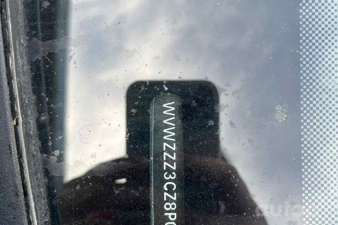 Volkswagen Passat B6 Sedan 4-doors