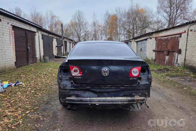 Volkswagen Passat B6 Sedan 4-doors