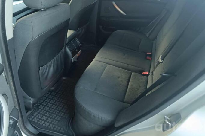 BMW X5 E53 Crossover