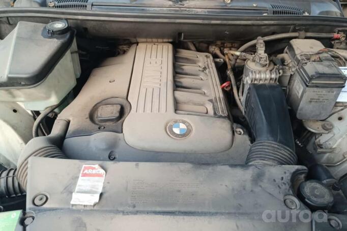 BMW X5 E53 Crossover