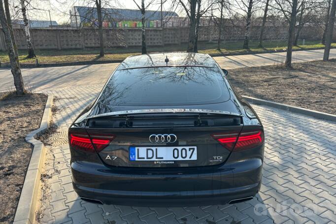 Audi A7 2 generation (C8) Sportback liftback