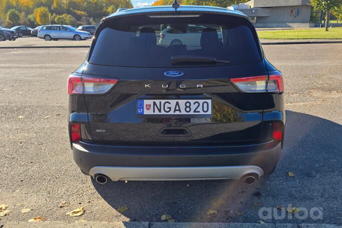 Ford Kuga 2 generation [restyling] Crossover