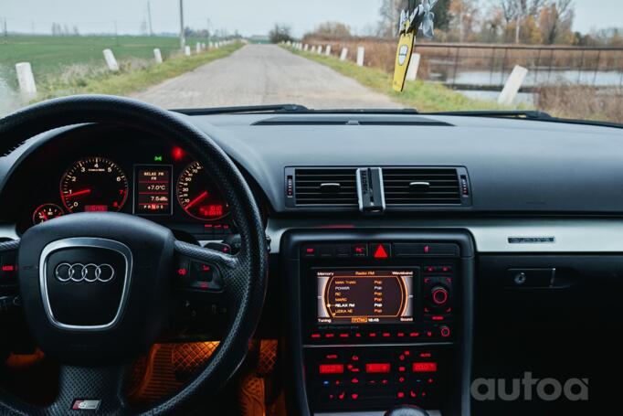 Audi A4 B7 Avant wagon 5-doors