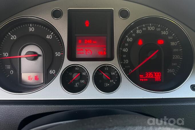 Volkswagen Passat B6 wagon 5-doors