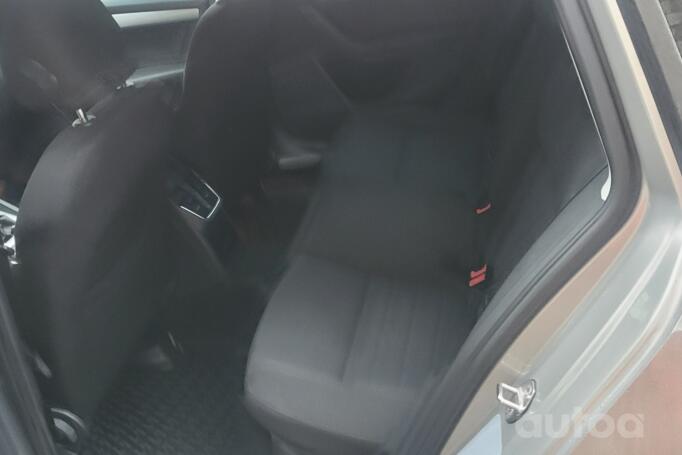 Skoda Octavia 3 generation Combi wagon 5-doors