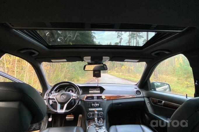 Mercedes-Benz C-Class W204/S204/C204 [restyling] Sedan 4-doors