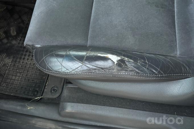 SEAT Alhambra 1 generation [restyling] Minivan