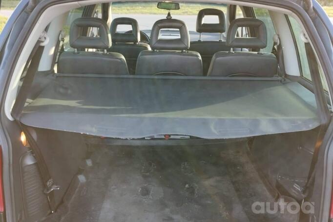 SEAT Alhambra 1 generation [restyling] Minivan