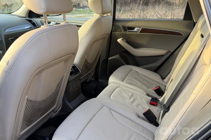 Audi Q5 8R Crossover