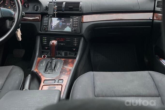 BMW 5 Series E39 Sedan 4-doors
