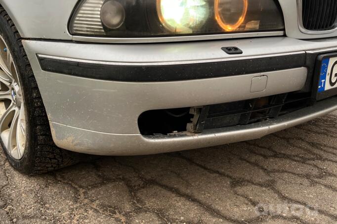 BMW 5 Series E39 Sedan 4-doors