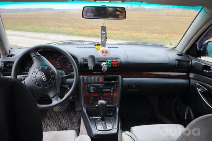 Audi A4 B5 Avant wagon 5-doors