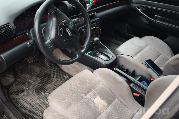 Audi A4 B5 Avant wagon 5-doors