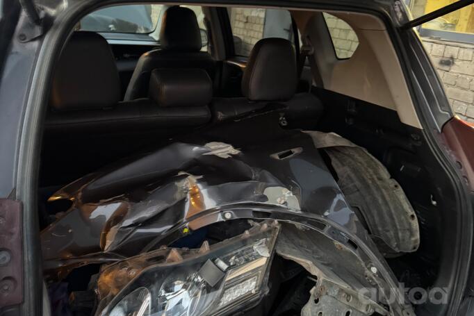 Toyota RAV 4 4 generation (XA40)