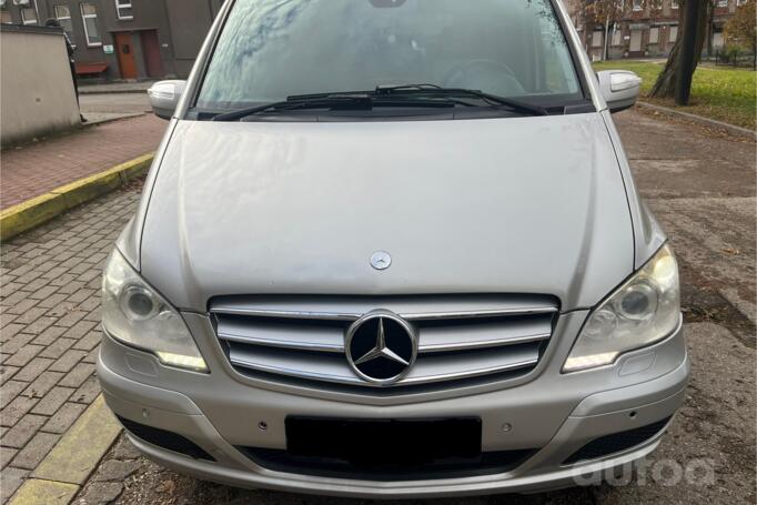 Mercedes-Benz Viano W639 Minivan
