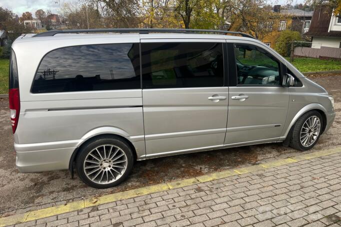 Mercedes-Benz Viano W639 Minivan