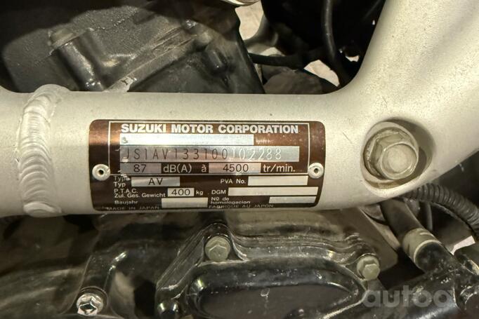 Suzuki SV