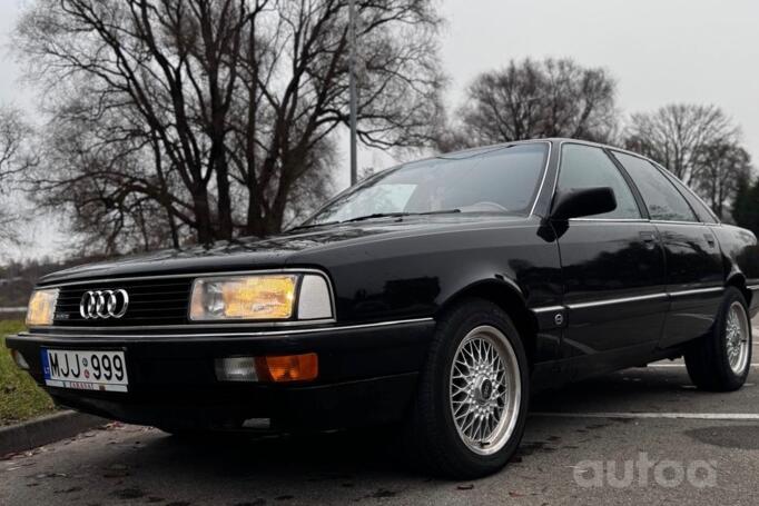 Audi 200 C3 [restyling]