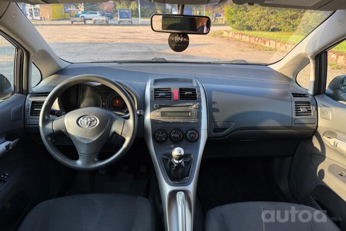 Toyota Auris 1 generation Hatchback 5-doors