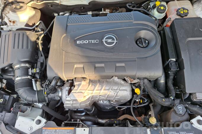 Opel Insignia A Sports Tourer OPC wagon 5-doors