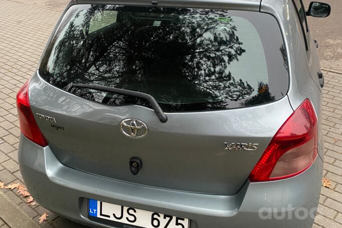 Toyota Yaris 2 generation