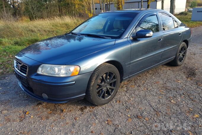 Volvo S60 1 generation [restyling] Sedan