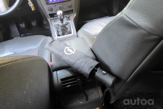 Opel Vectra C [restyling] wagon 5-doors