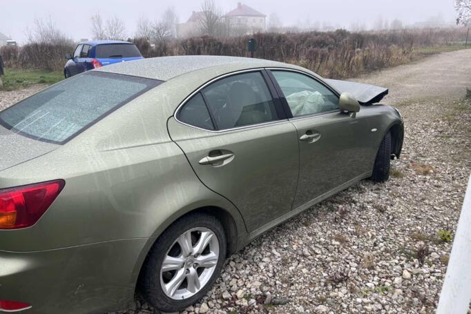 Lexus IS XE20 Sedan 4-doors