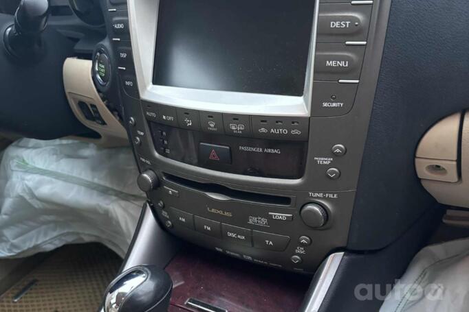 Lexus IS XE20 Sedan 4-doors