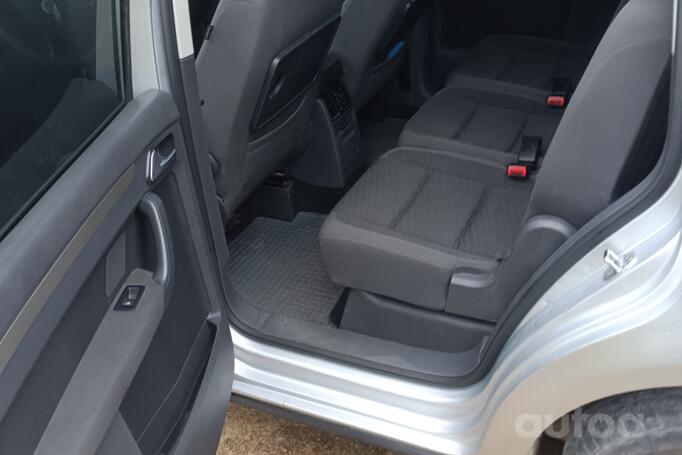 Volkswagen Touran 1 generation [restyling] Minivan 5-doors