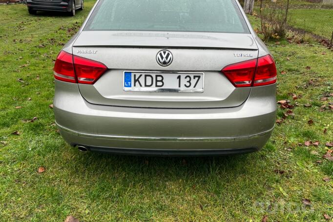 Volkswagen Passat (North America) 1 generation Sedan