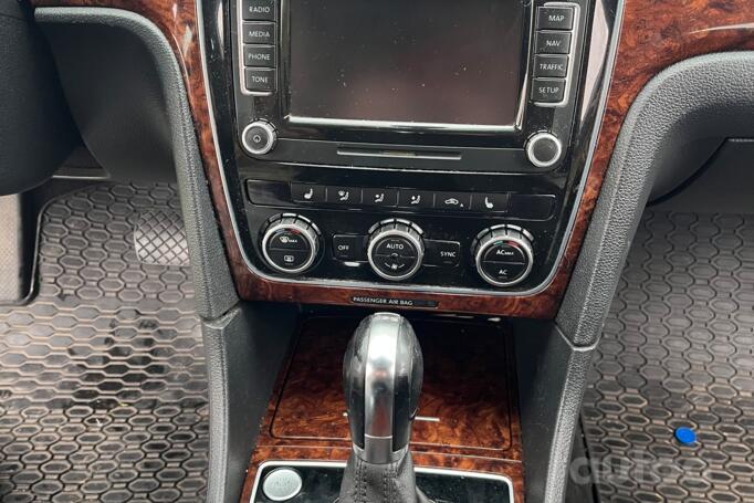 Volkswagen Passat (North America) 1 generation Sedan