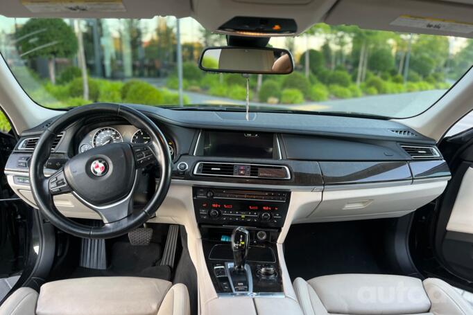 BMW 7 Series F01/F02 [restyling] Sedan